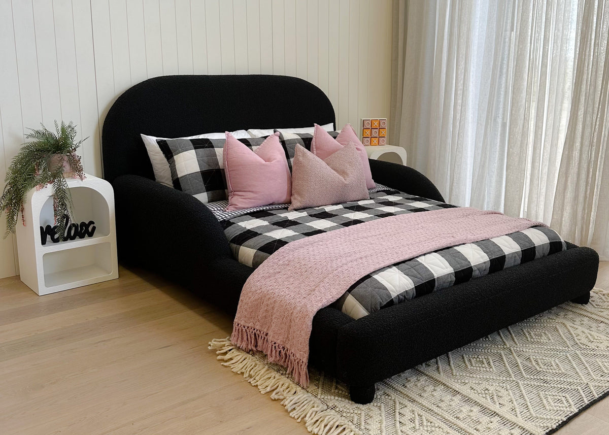 Black boucle kids bed