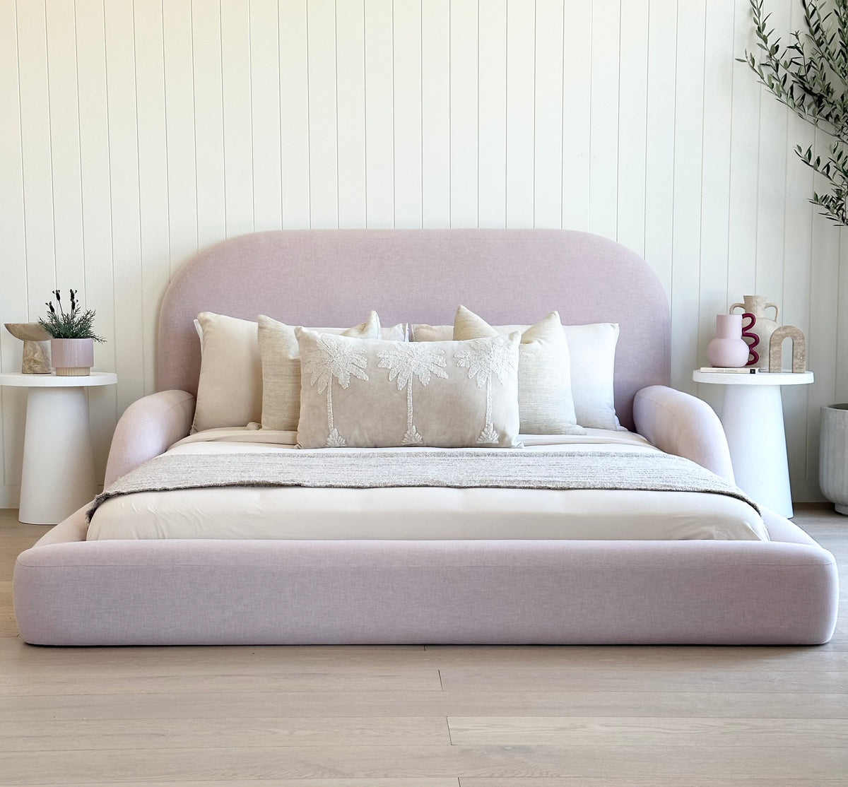 Pink or Purple Kids Bed in Queen Size