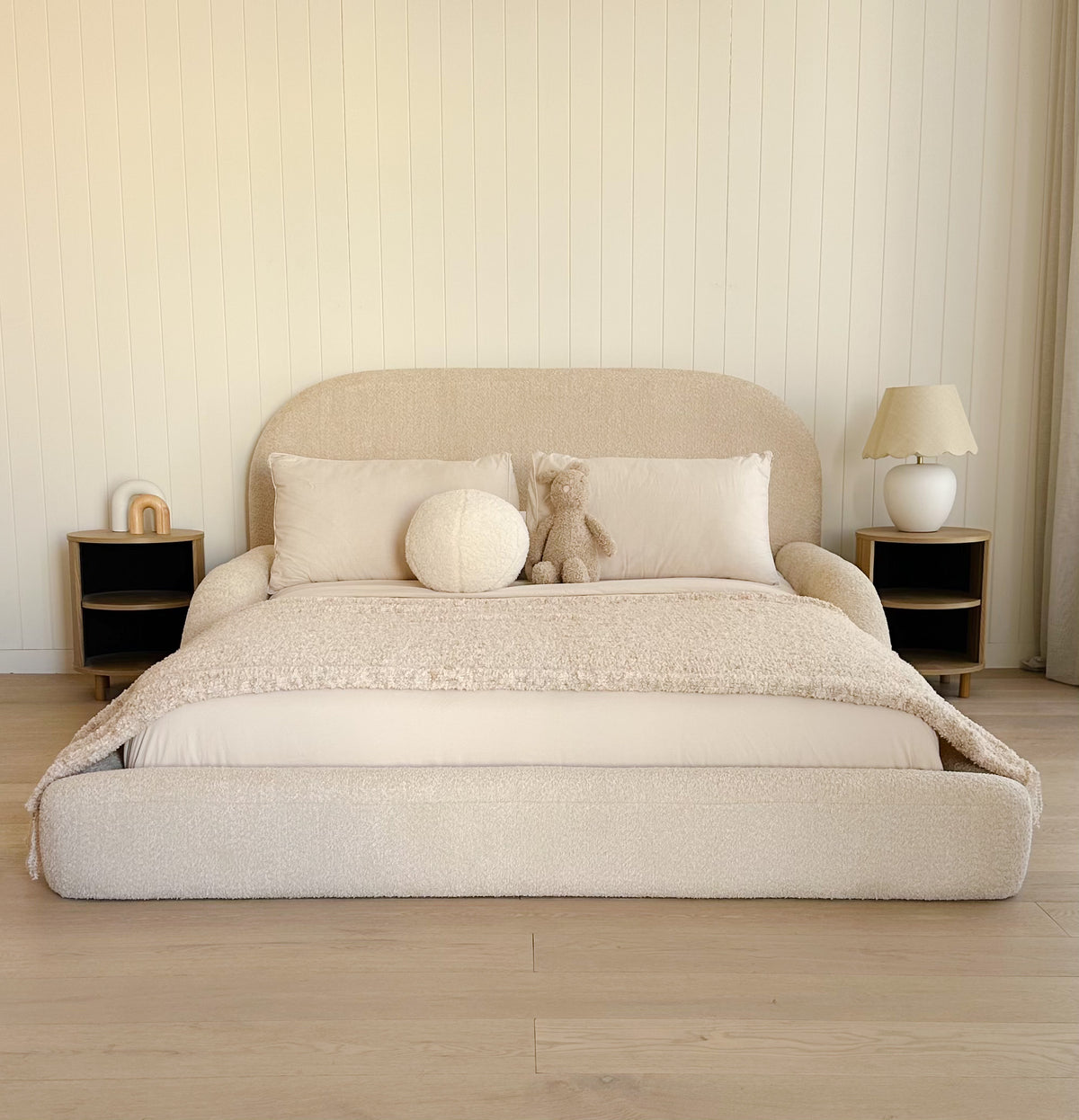 Soft, Round and Low Kid Bed in Double Size
