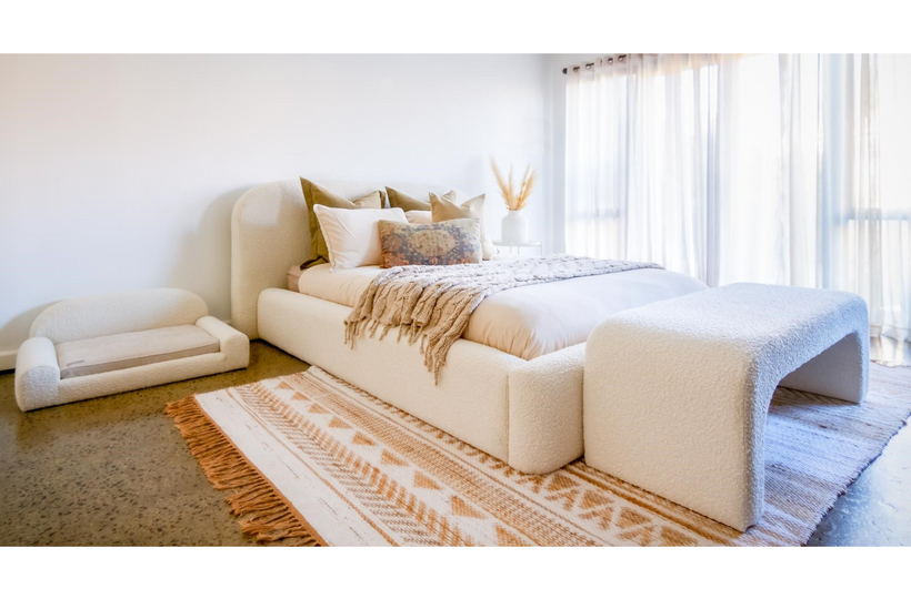 boucle dog bed, boucle bed, boucle curve bench